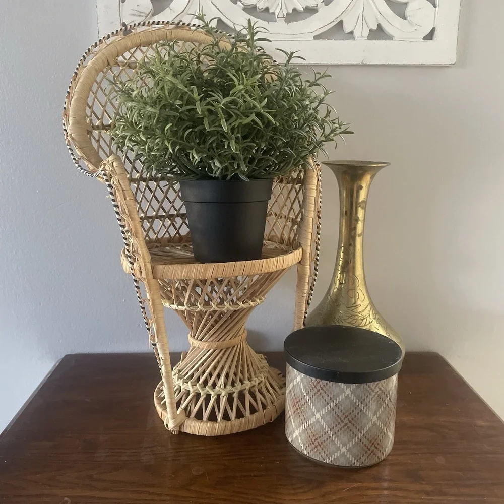 Vintage Mini Wicker Peacock Fan Back Rattan‎ Chair Plant Stand Boho Decor 16